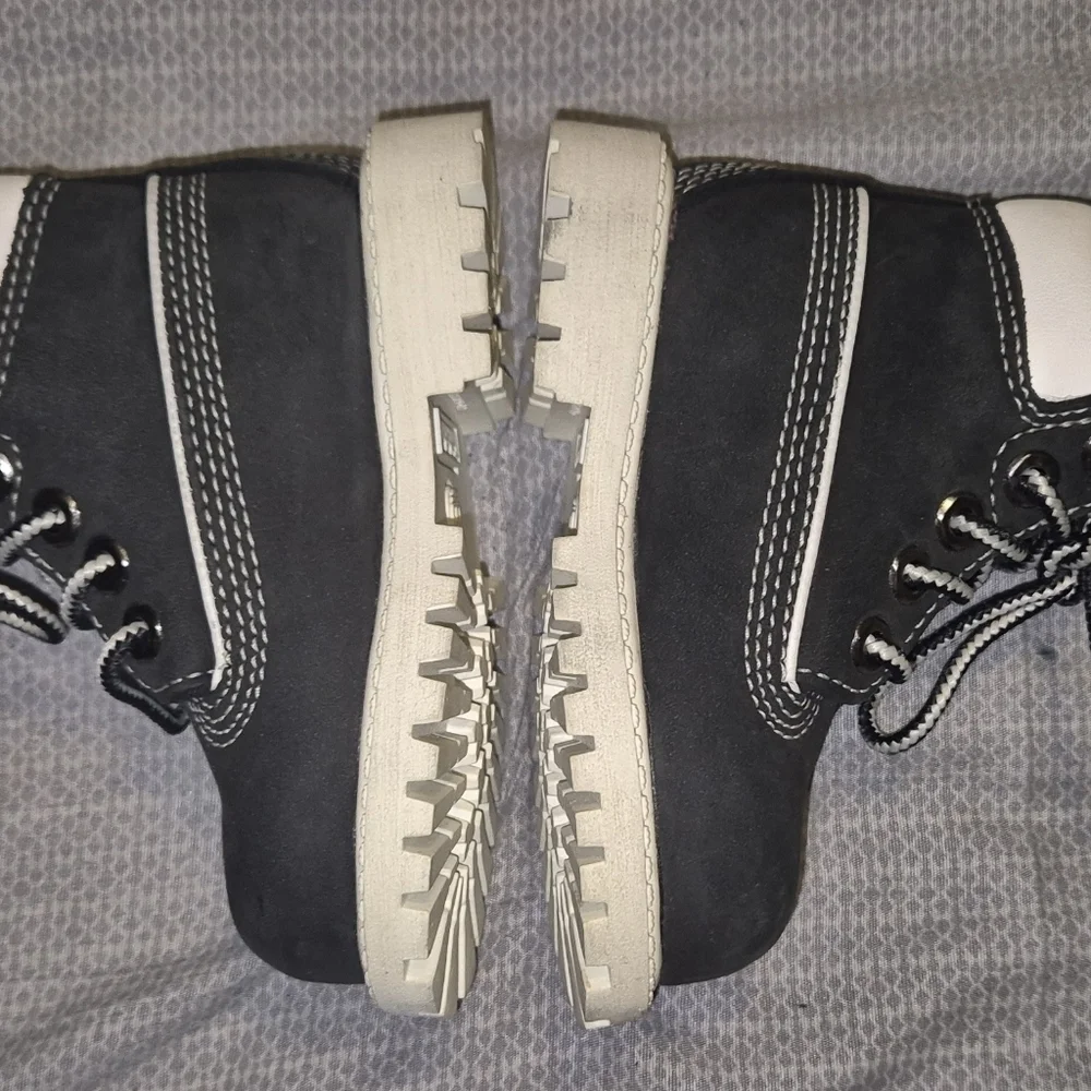 Timberland questions leave